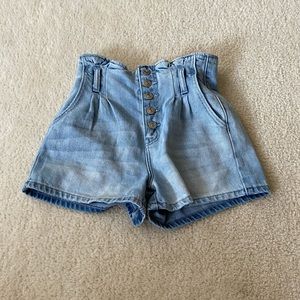 American Eagle High Wasted Mom Jean Shorts
